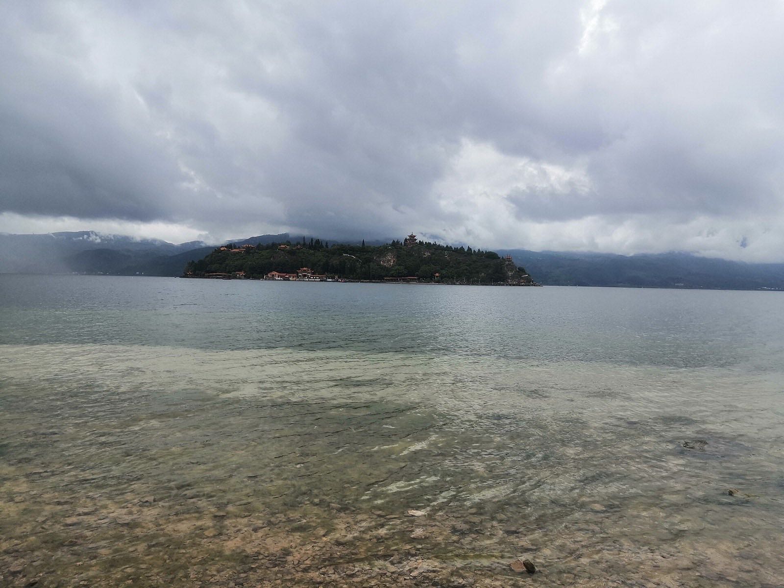 抚仙湖湖光山色
